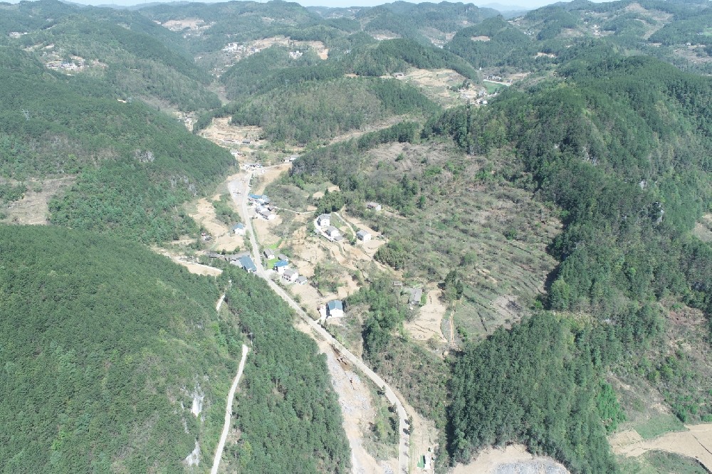 路愈寬，景愈明，可待漫慢行——朝天區(qū)曾家鎮(zhèn)（曾家場鎮(zhèn)至榮樂養(yǎng)生谷）段道路改建工程建設(shè)側(cè)記